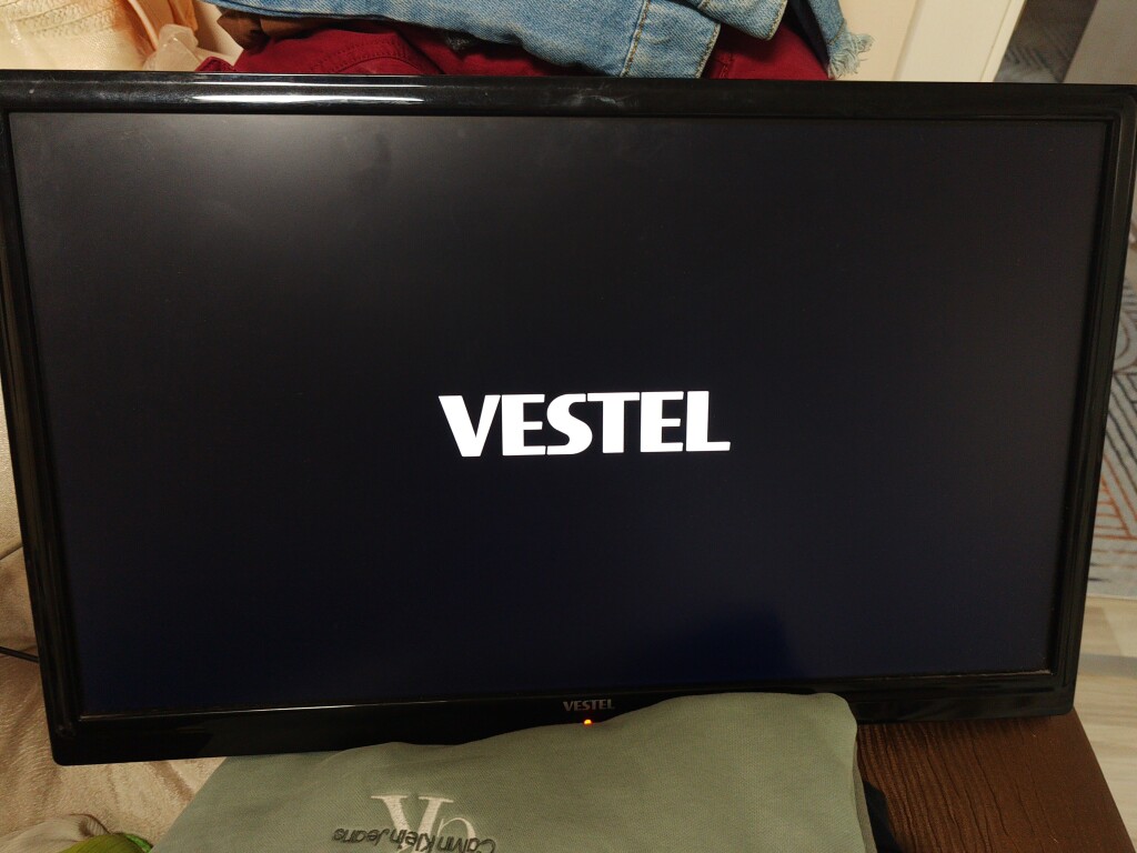 1001098557.jpg